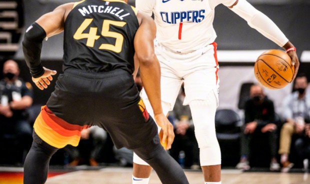  爵士重建交易送走米切尔至骑士  